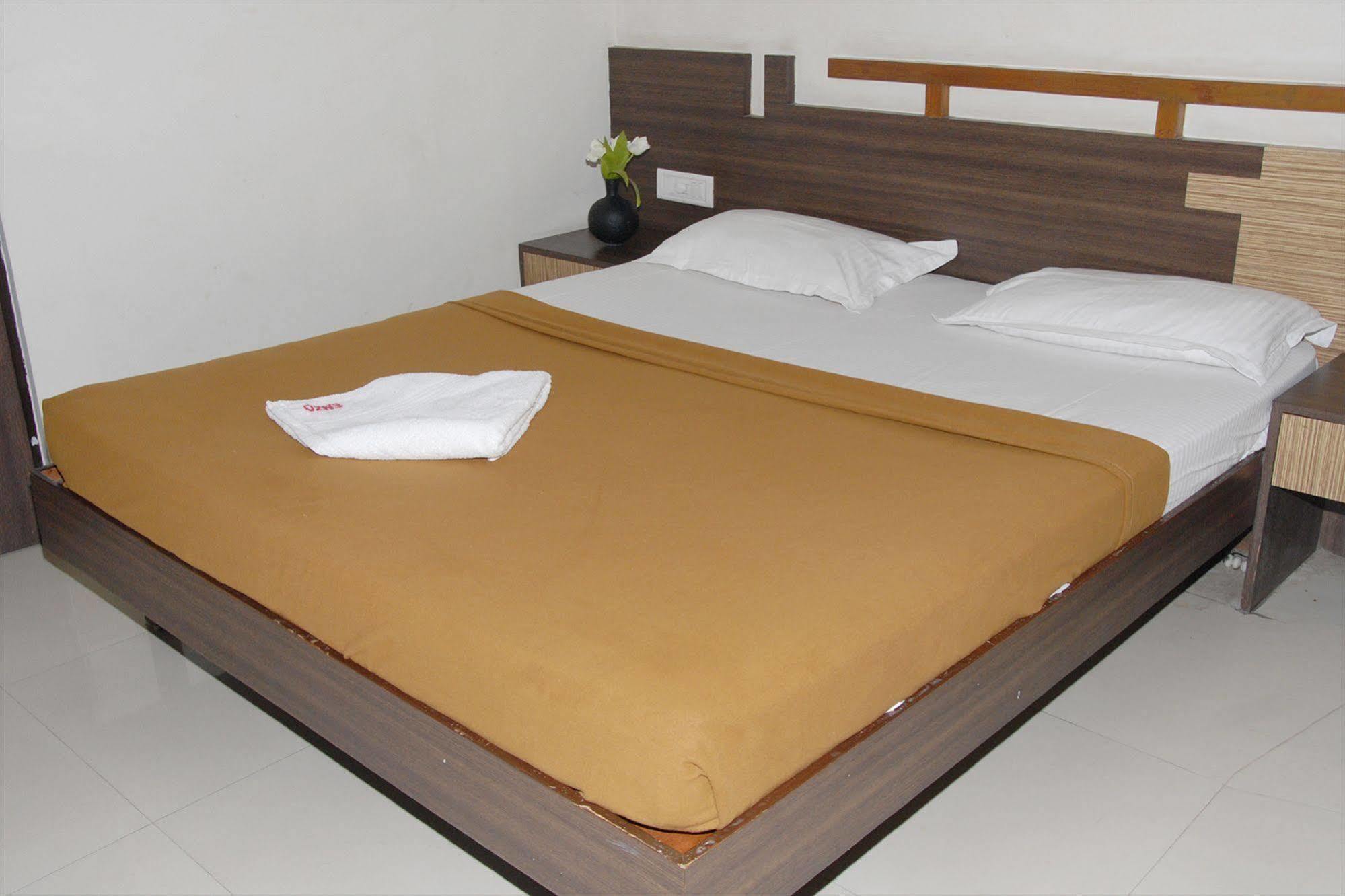 Hotel Enzo International Bangalore Eksteriør billede