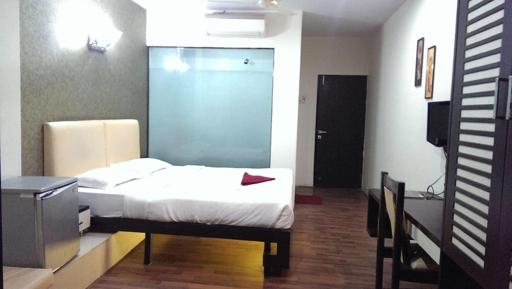 Hotel Enzo International Bangalore Eksteriør billede